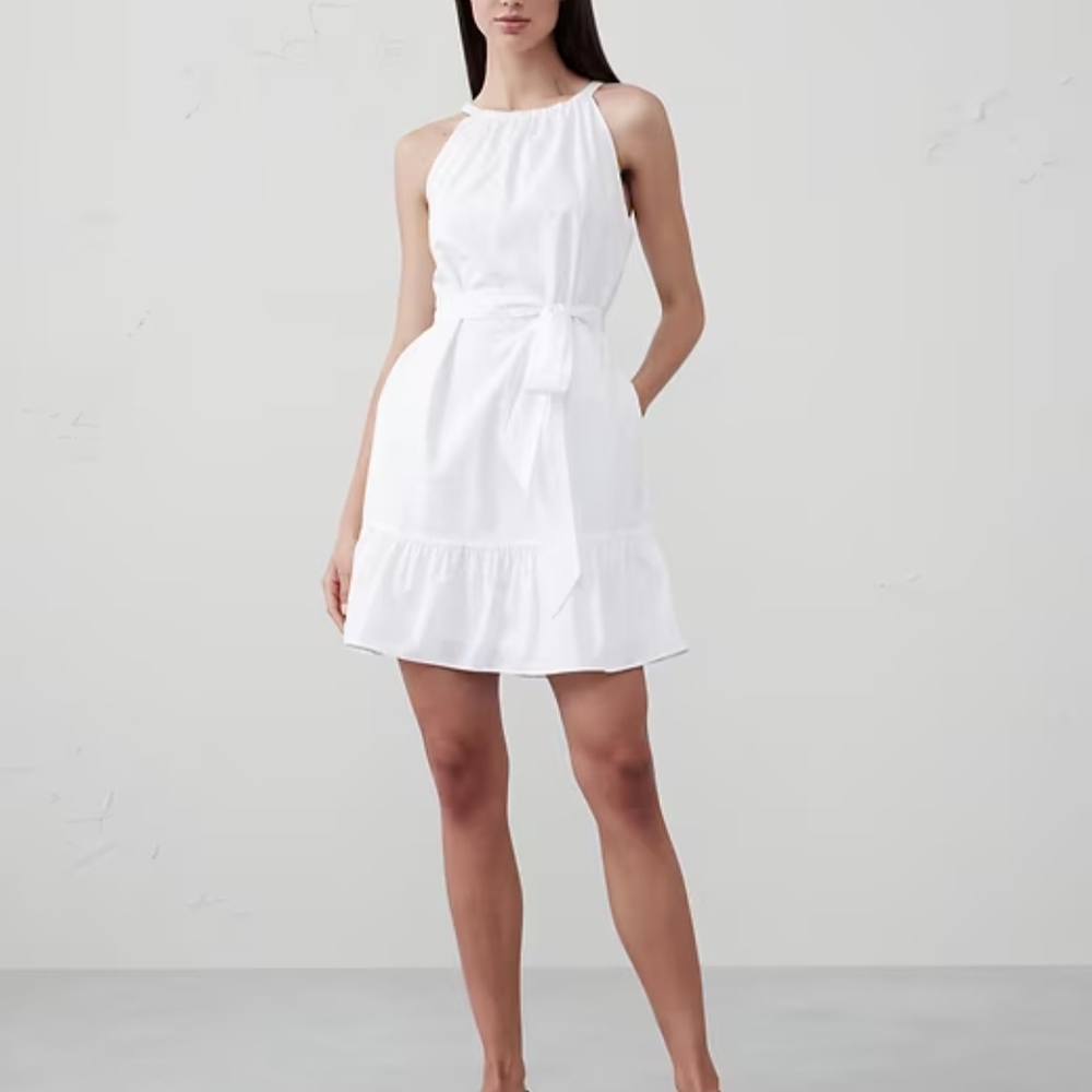 Banana Republic Elegant White Sleeveless Dress